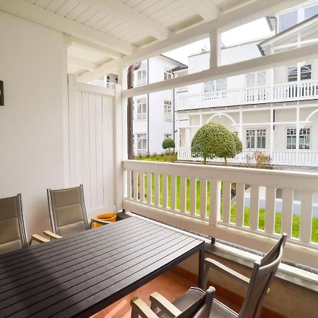 Strandvillen Binz - Ferienwohnung Mit 2 Schlafzimmern Und Balkon Ah-563 Esterno foto