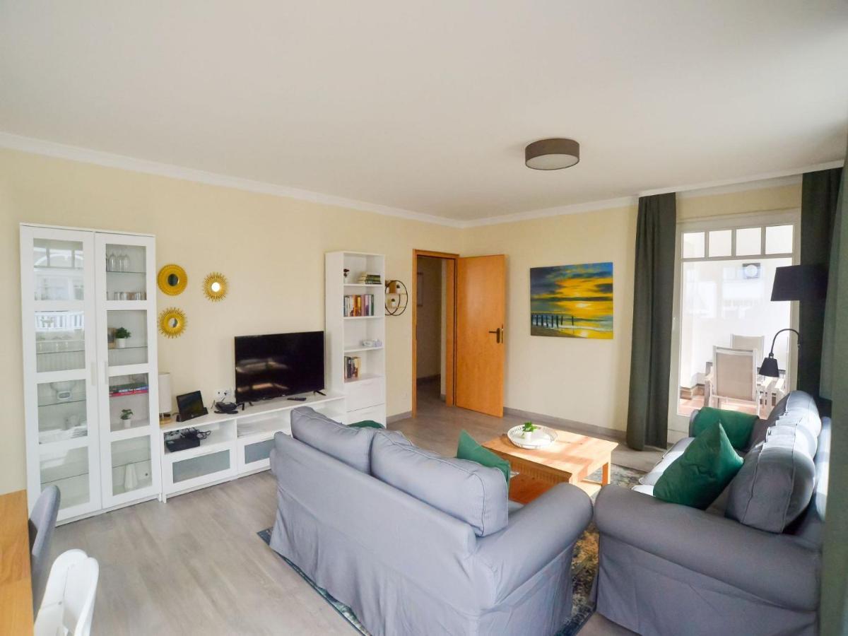 Strandvillen Binz - Ferienwohnung Mit 2 Schlafzimmern Und Balkon Ah-563 Esterno foto